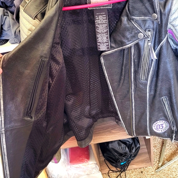HARLEY DAVIDSON Woman's 2XL Leather Riding Jacket - Picture 6 of 10
